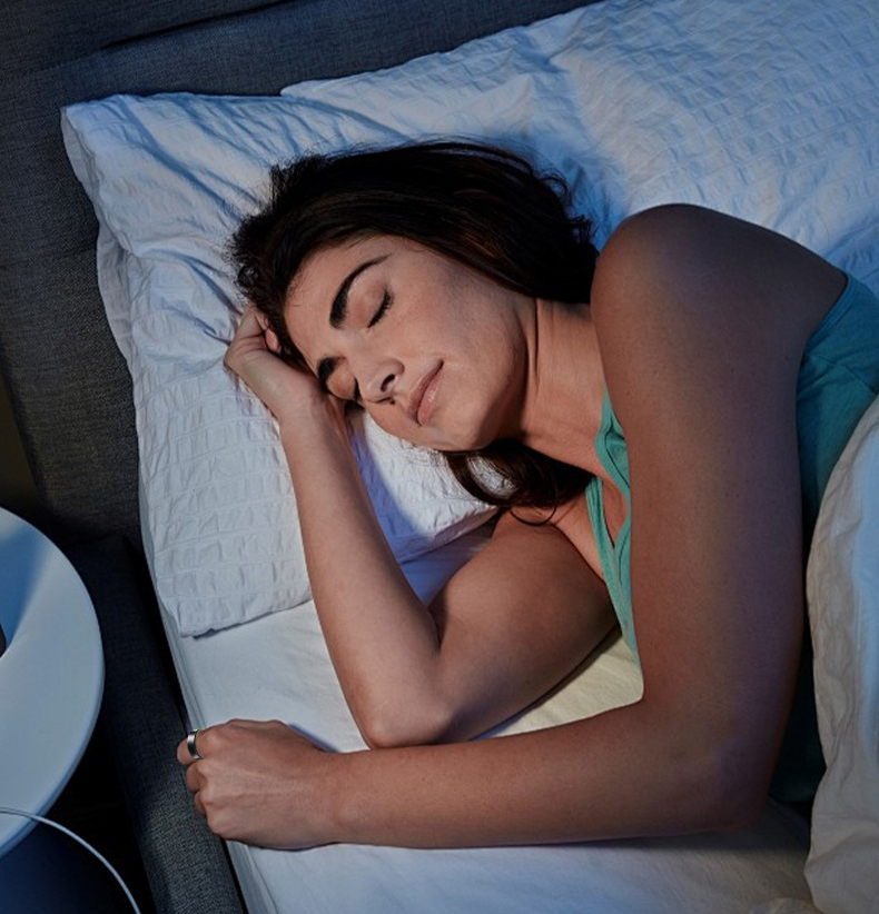 Sleep tracking and recovery monitoring